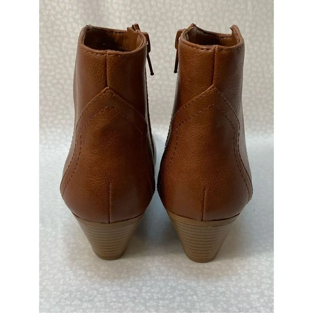 Indigo Rd. Women's Size 6.5 Tonda Brown Leather Zip Block Heel Ankle Boots